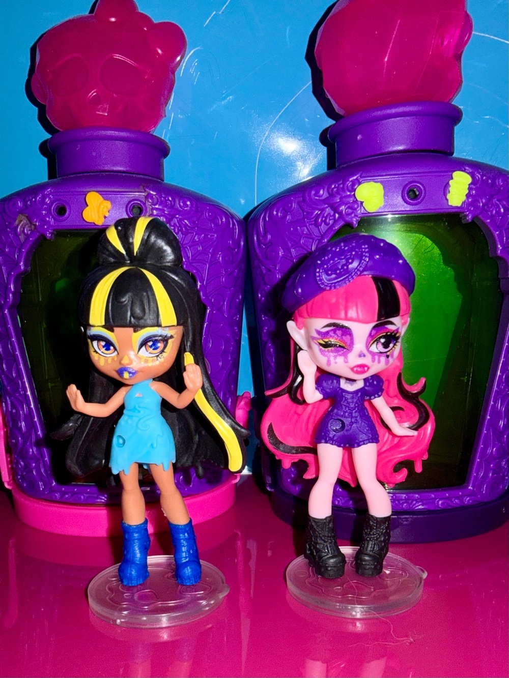 2 - Monster High Potions Series Cleo De Nile & Draculaura With Bottles